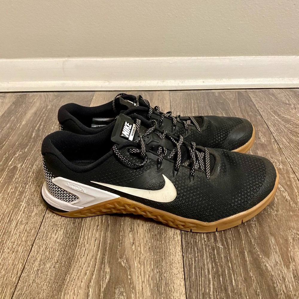 Nike Metcon 4 shoes